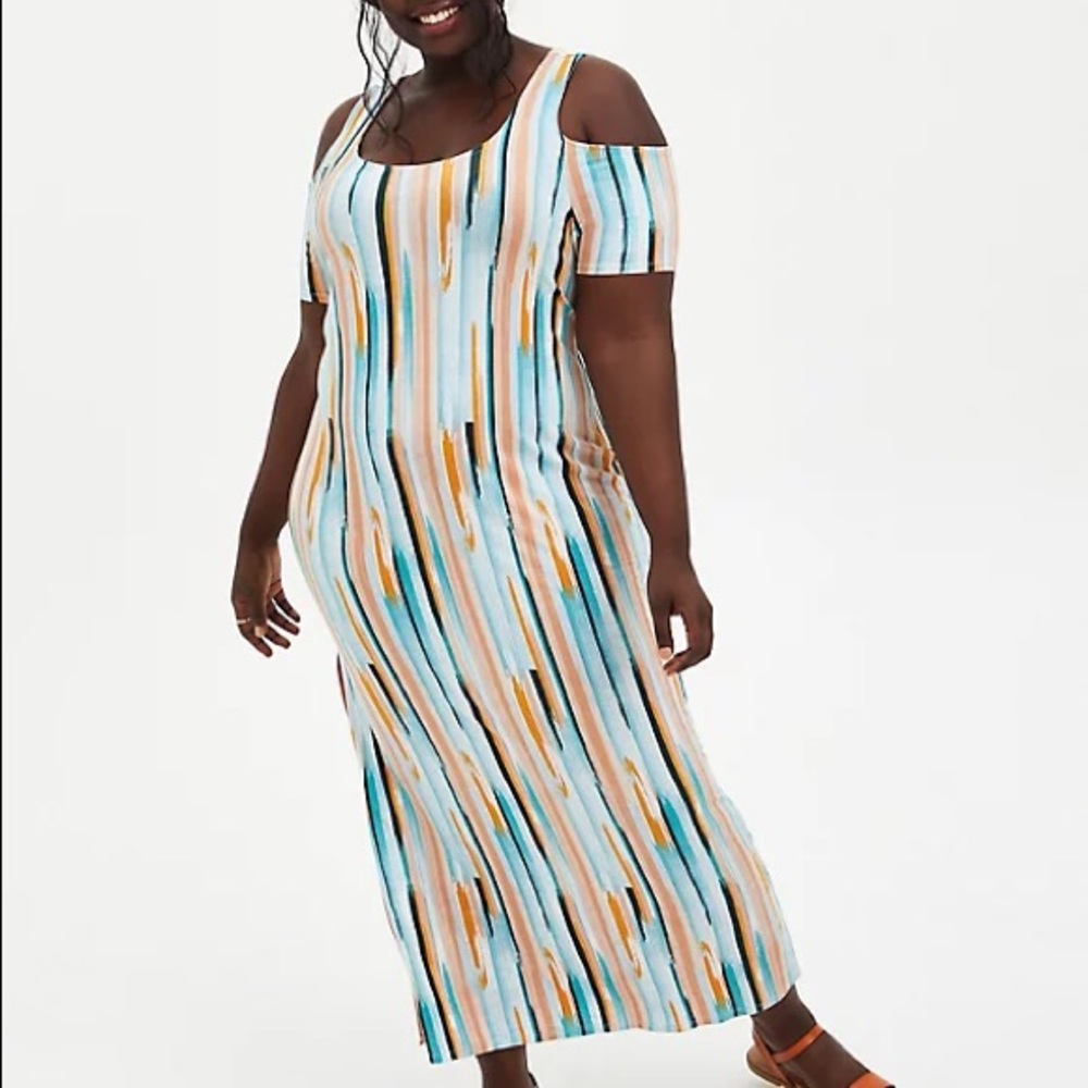 BNWT TORRID SOFT STRIPE COLD SHOULDER MAXI DRESS